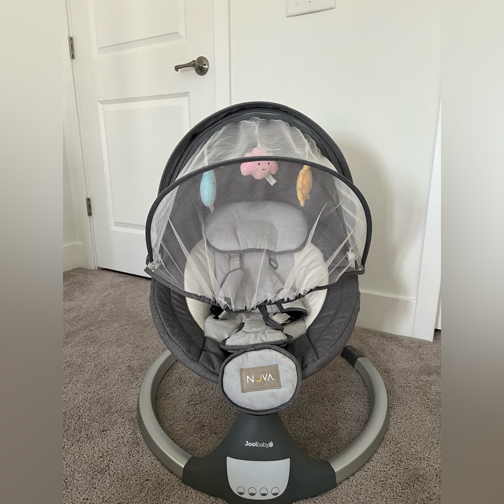 Jool Baby Automatic Baby Swing